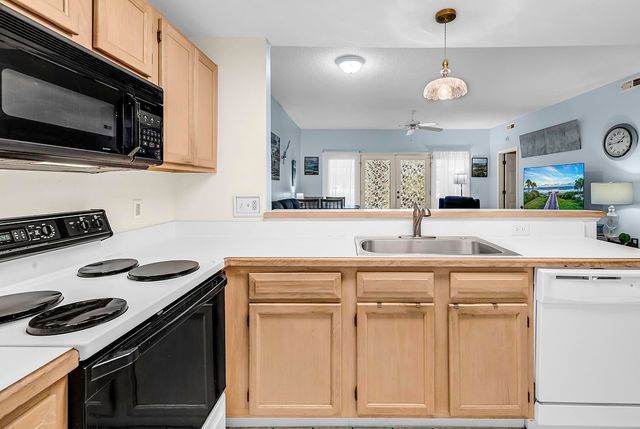 1221 Tidewater Dr Apt 2012, North Myrtle Beach, SC 29582