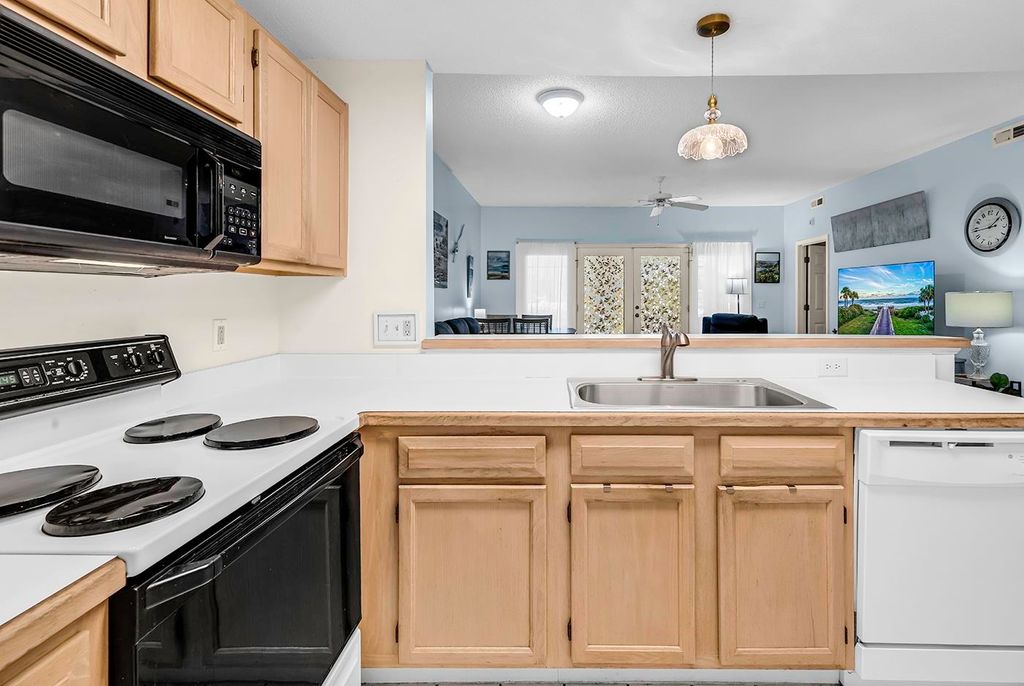 1221 Tidewater Dr Apt 2012, North Myrtle Beach, SC 29582 — photo 5