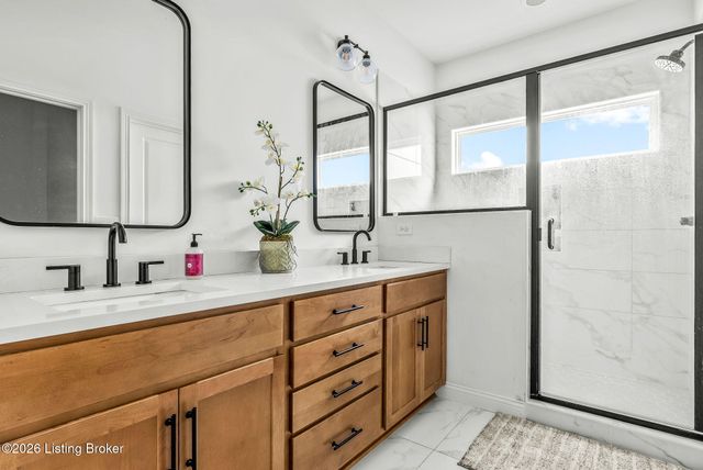 2835 Alder Wood Ln, La Grange, KY 40031