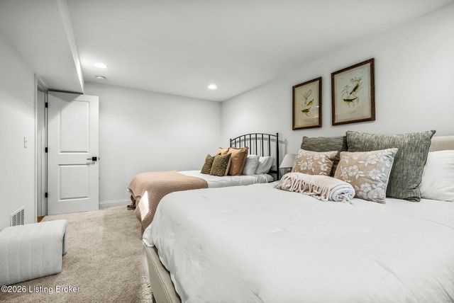 2835 Alder Wood Ln, La Grange, KY 40031