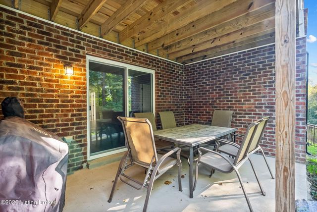 2835 Alder Wood Ln, La Grange, KY 40031