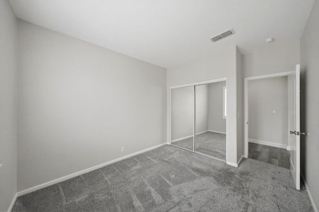 8252 Crichton Way, Elk Grove, CA 95758