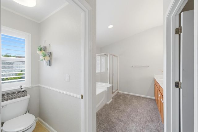 8252 Crichton Way, Elk Grove, CA 95758