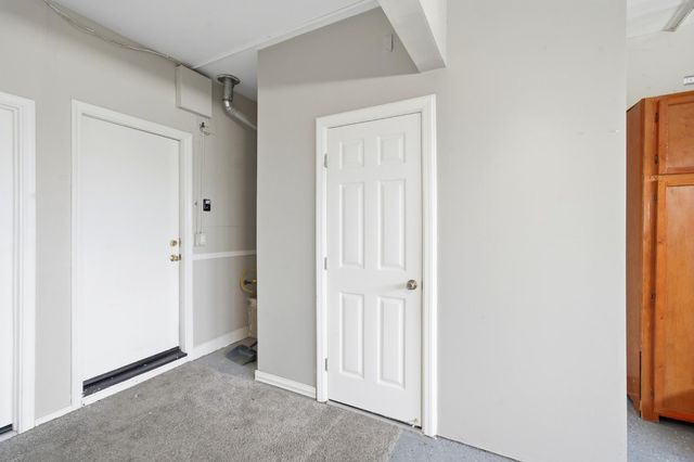 8252 Crichton Way, Elk Grove, CA 95758