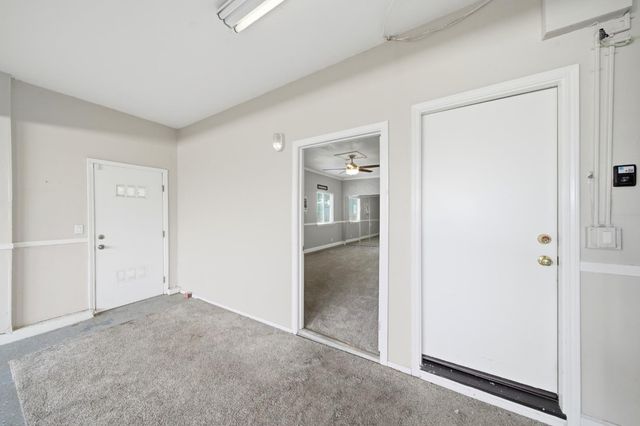 8252 Crichton Way, Elk Grove, CA 95758