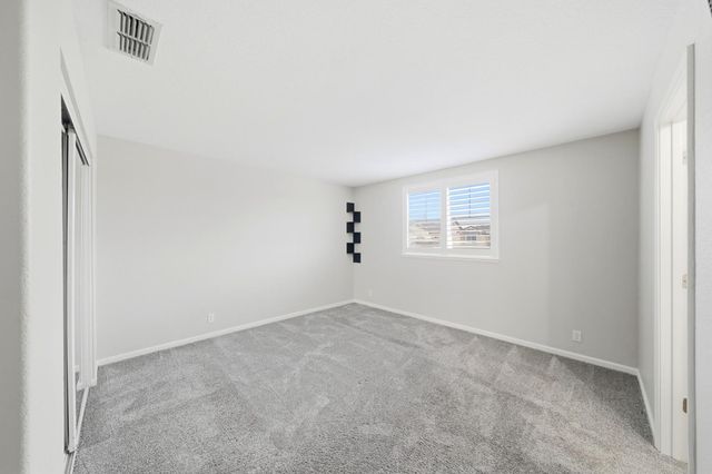 8252 Crichton Way, Elk Grove, CA 95758