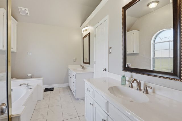 228 Verde Court, Willow Park, TX 76087