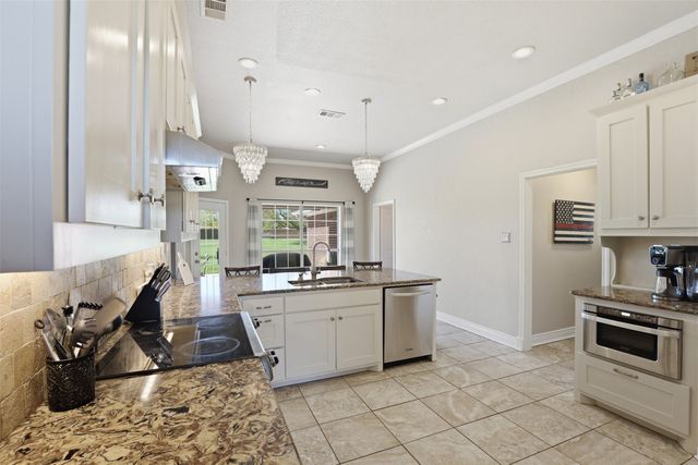 228 Verde Court, Willow Park, TX 76087