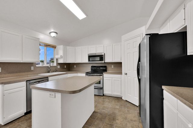 1681 W 350 N, West Point, UT 84015