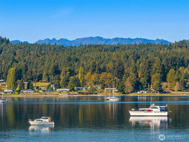 18211 Fjord Drive NE, Poulsbo, WA 98370