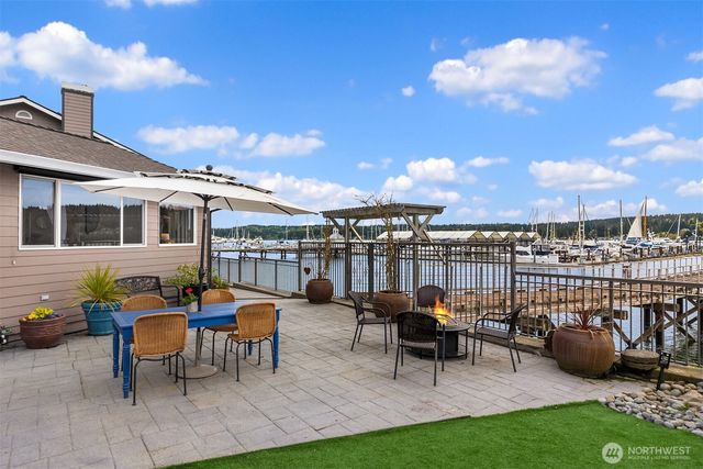 18211 Fjord Drive NE, Poulsbo, WA 98370