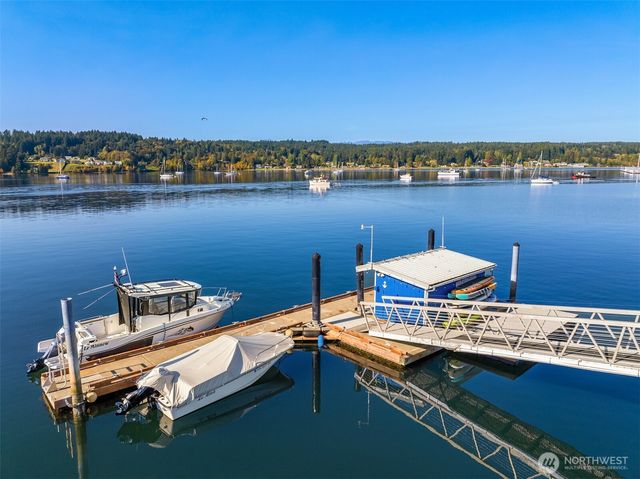 18211 Fjord Drive NE, Poulsbo, WA 98370