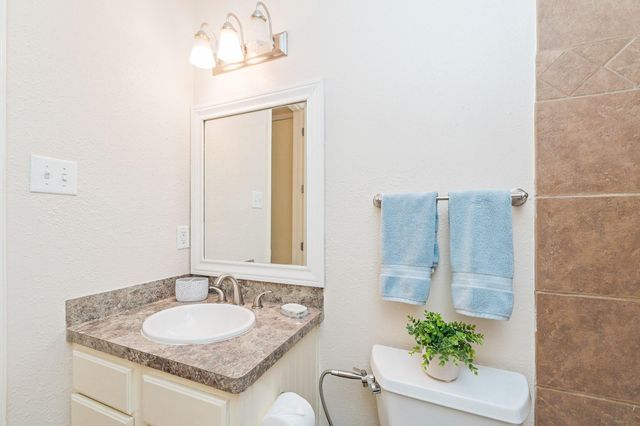 4515 Briar Hollow Place 312, Houston, TX 77027