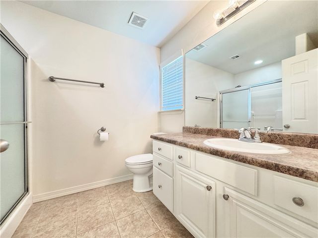 8 Boreland Lane, Bella Vista, AR 72715