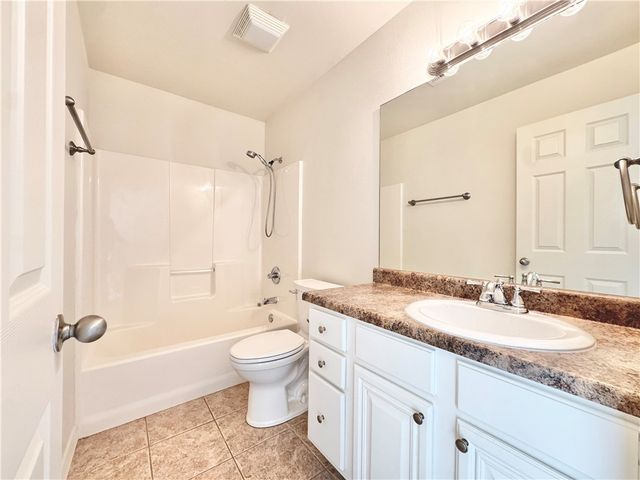 8 Boreland Lane, Bella Vista, AR 72715