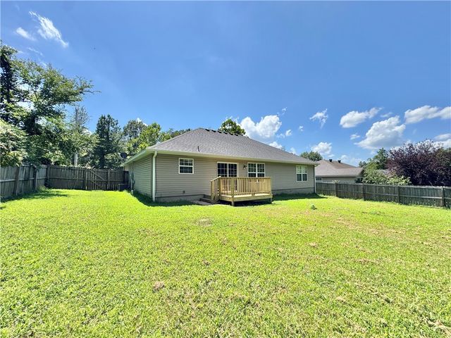 8 Boreland Lane, Bella Vista, AR 72715