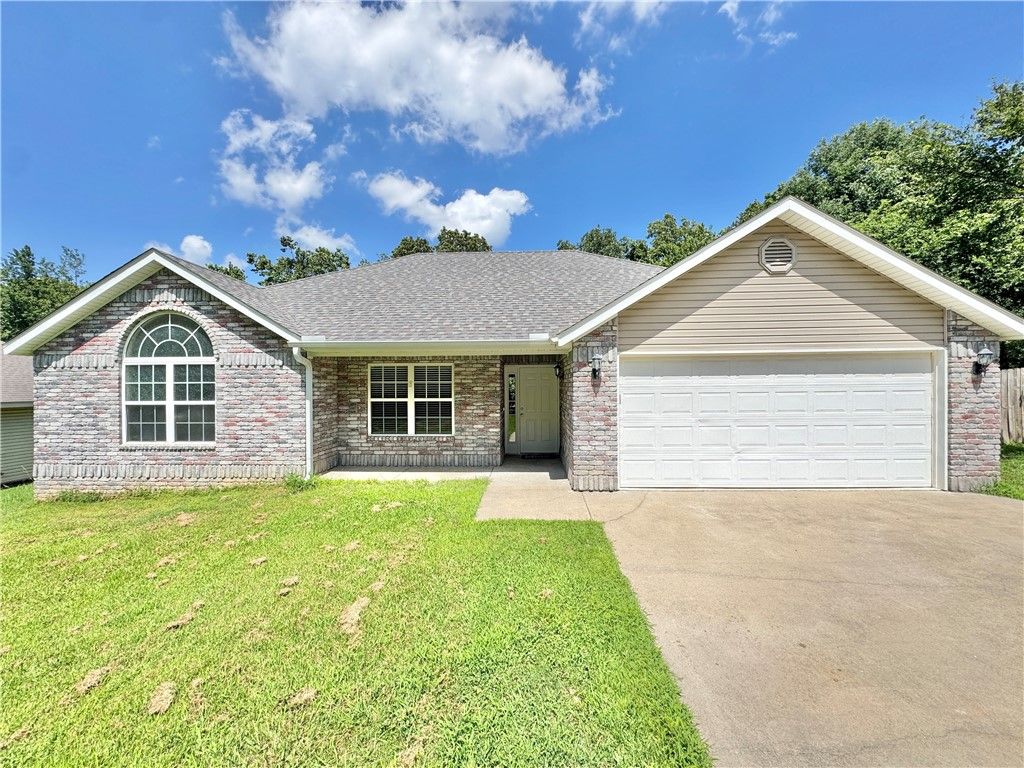 8 Boreland Lane, Bella Vista, AR 72715