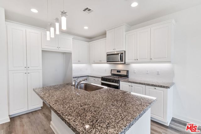 3970 S Oasis Paseo 222, Ontario, CA 91761