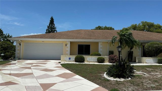 205 STRONG BOW COURT, Sun City Center, FL 33573
