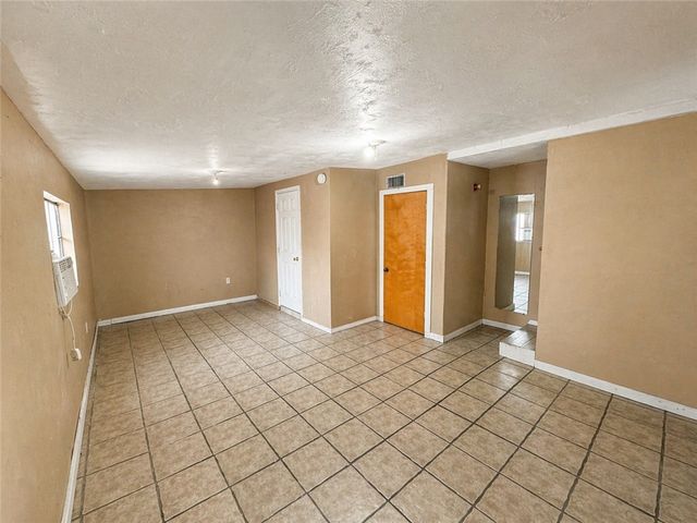 403 Staples St, Alice, TX 78332