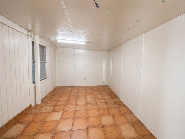 403 Staples St, Alice, TX 78332