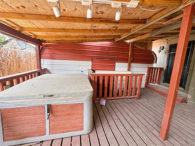 403 Staples St, Alice, TX 78332