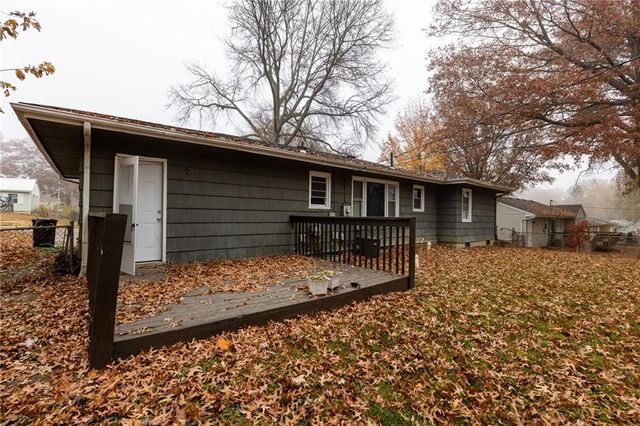 10803 E 60 Terrace, Raytown, MO 64133