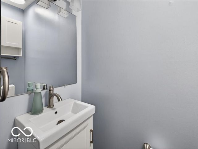 2354 S Burberry Lane, Bloomington, IN 47401