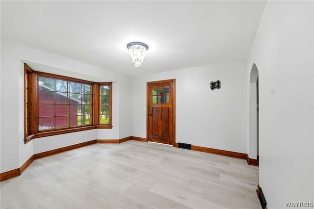 4245 Highland Parkway, Hamburg, NY 14219