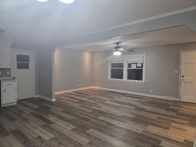2142 Old Russellville Pike, Clarksville, TN 37043