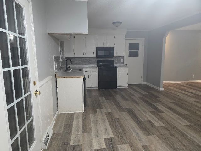 2142 Old Russellville Pike, Clarksville, TN 37043