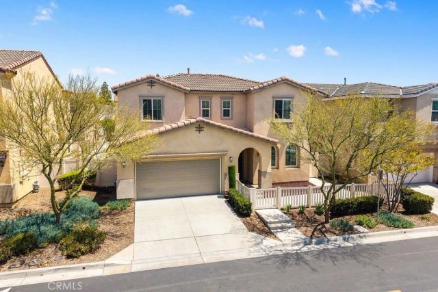 11557 Cantara Dr, Chino, CA 91710