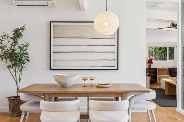 711 Del Ganado Rd, San Rafael, CA 94903