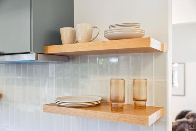 711 Del Ganado Rd, San Rafael, CA 94903