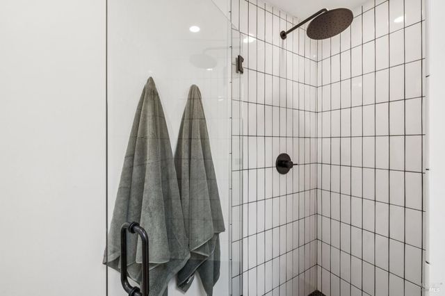 711 Del Ganado Rd, San Rafael, CA 94903