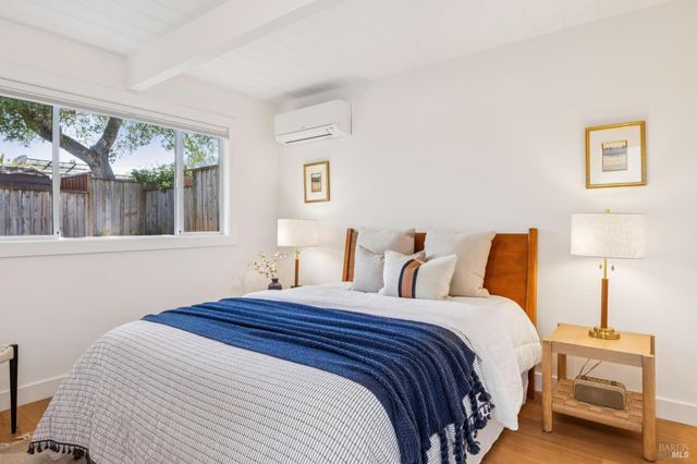 711 Del Ganado Rd, San Rafael, CA 94903