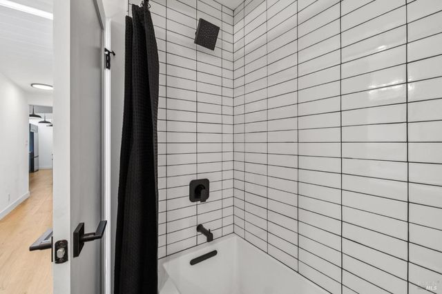 711 Del Ganado Rd, San Rafael, CA 94903