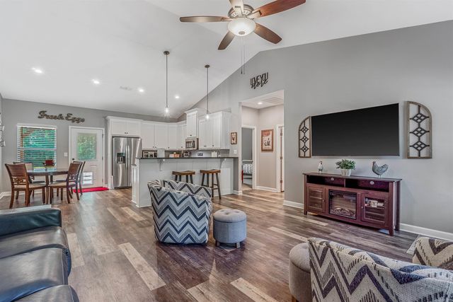 846 Sweetwater Drive, Ward, AR 72176