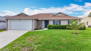 6142 NW Hopkins Ave, Port St. Lucie, FL 34986