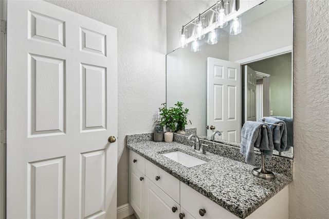 18001 RICHMOND PLACE DRIVE 1223, Tampa, FL 33647