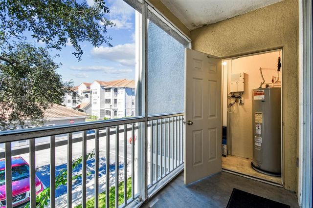 18001 RICHMOND PLACE DRIVE 1223, Tampa, FL 33647