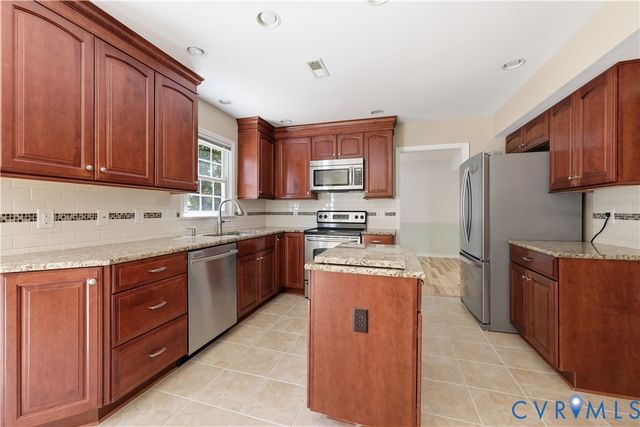 2821 Chapelwood Ln, Henrico, VA 23233