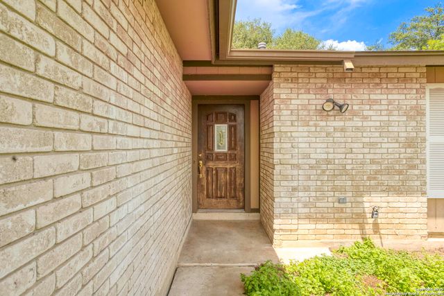 7415 Pipers Ln, San Antonio, TX 78251