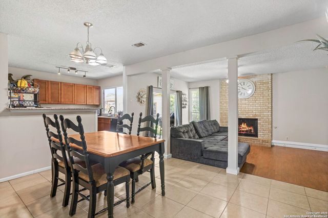 7415 Pipers Ln, San Antonio, TX 78251