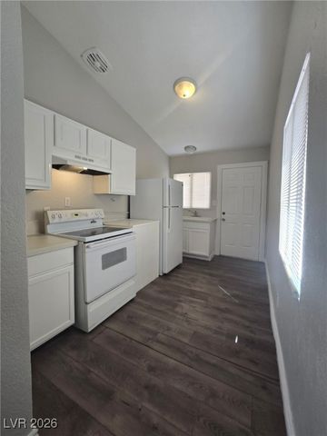 1713 Fairfield Avenue, Las Vegas, NV 89102