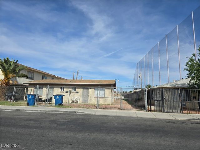 1713 Fairfield Avenue, Las Vegas, NV 89102