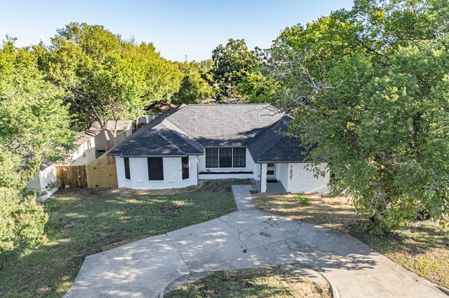 7437 Eccles Drive, Dallas, TX 75227