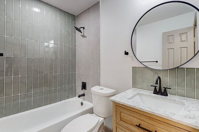 7437 Eccles Drive, Dallas, TX 75227