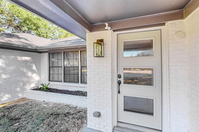 7437 Eccles Drive, Dallas, TX 75227