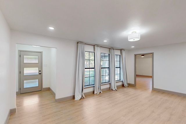 7437 Eccles Drive, Dallas, TX 75227